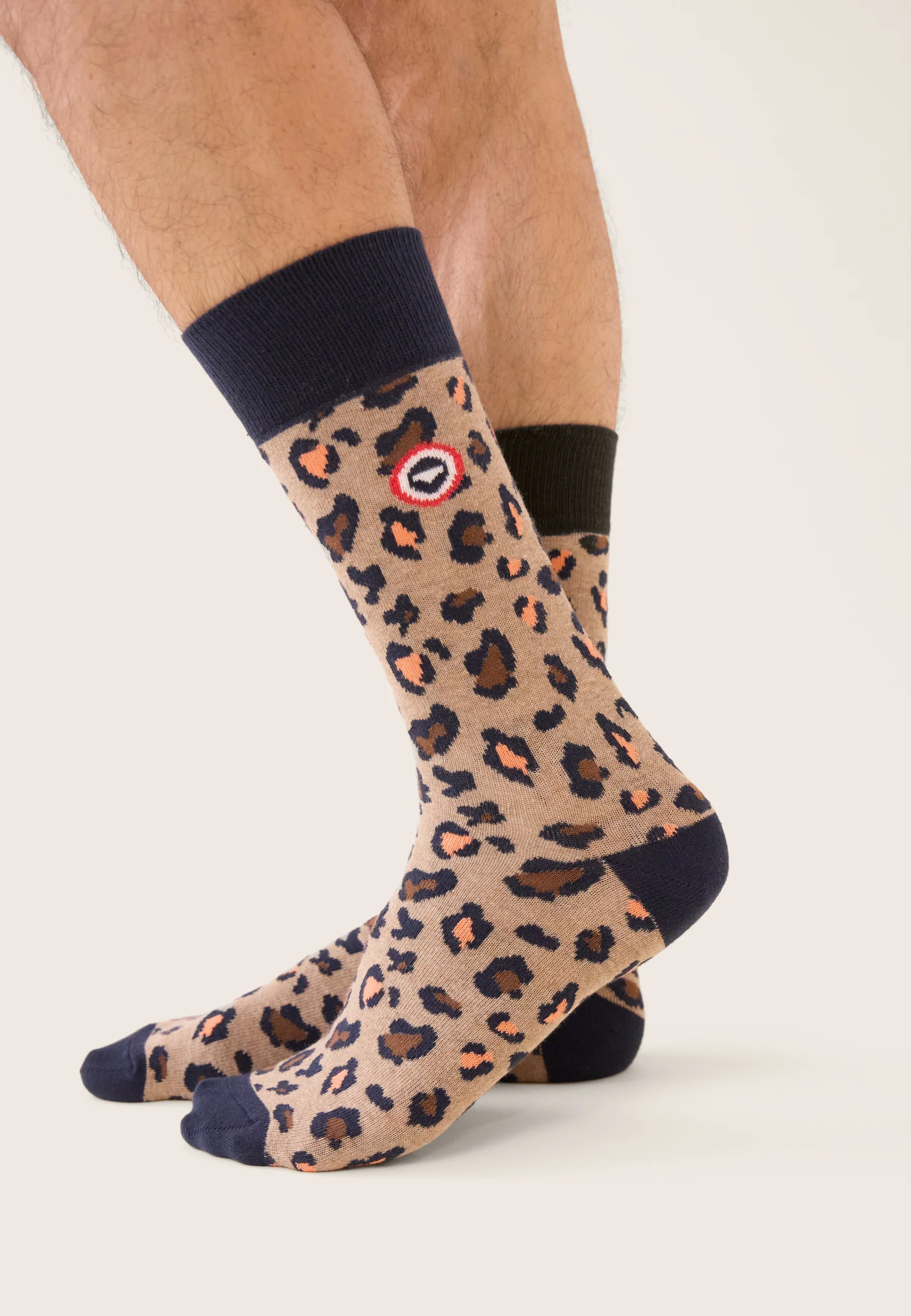 Chaussettes mi-hautes à motifs léopard - Lucas Léopard - Image 2