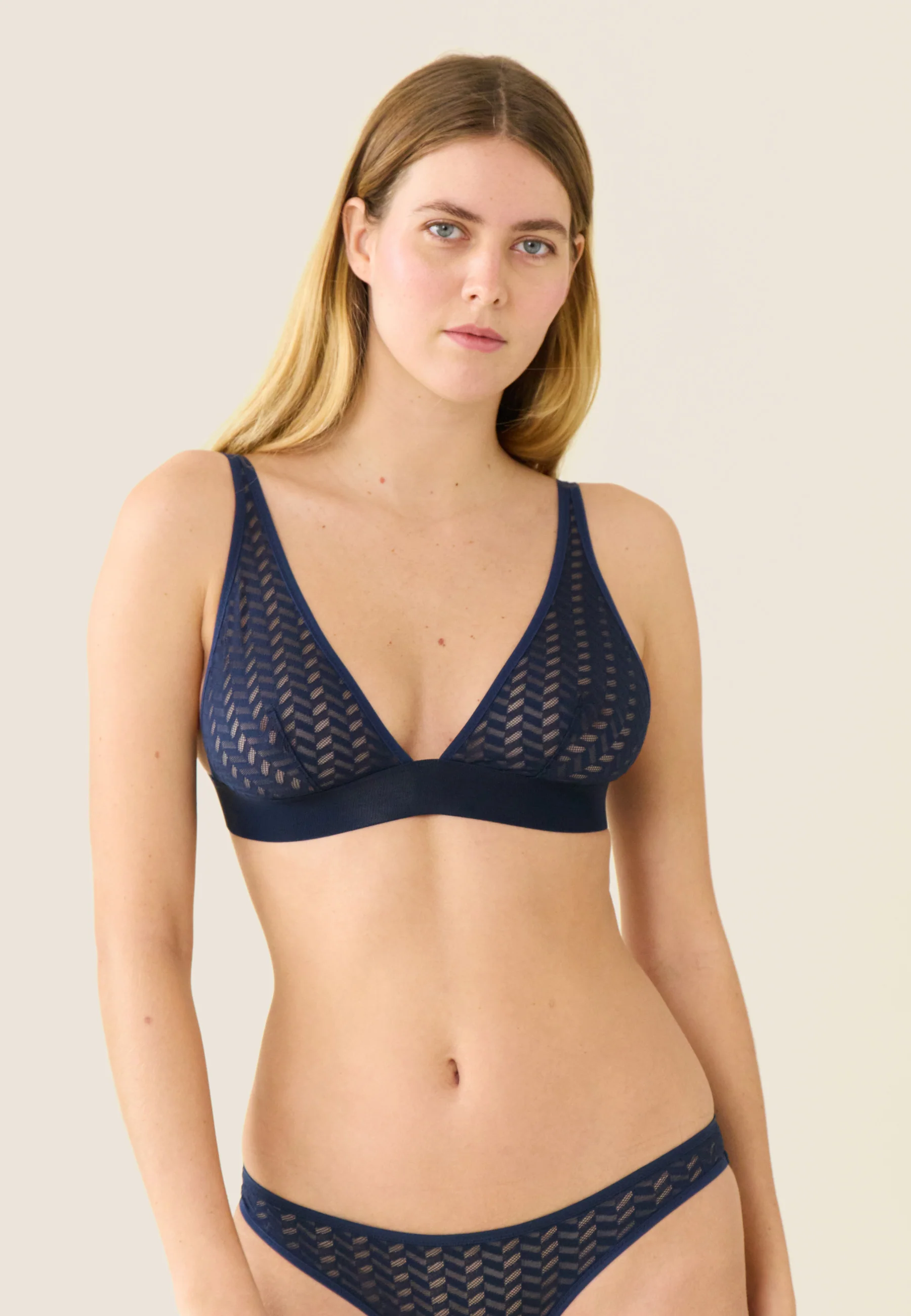 Ensemble de lingerie en dentelle - Marine - Image 4