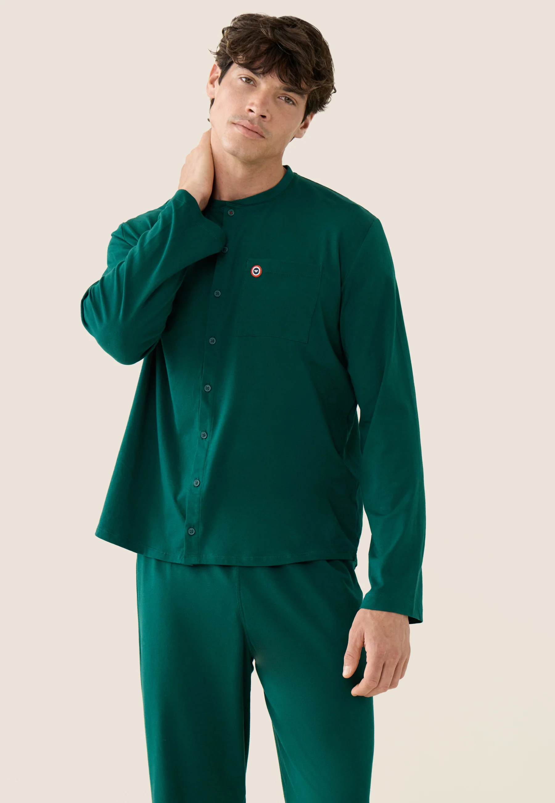 Ensemble pyjama haut et pantalon vert en coton - Pyjama Hugo Haut Manches Longues Et Bas Long Uni Vert - Image 2