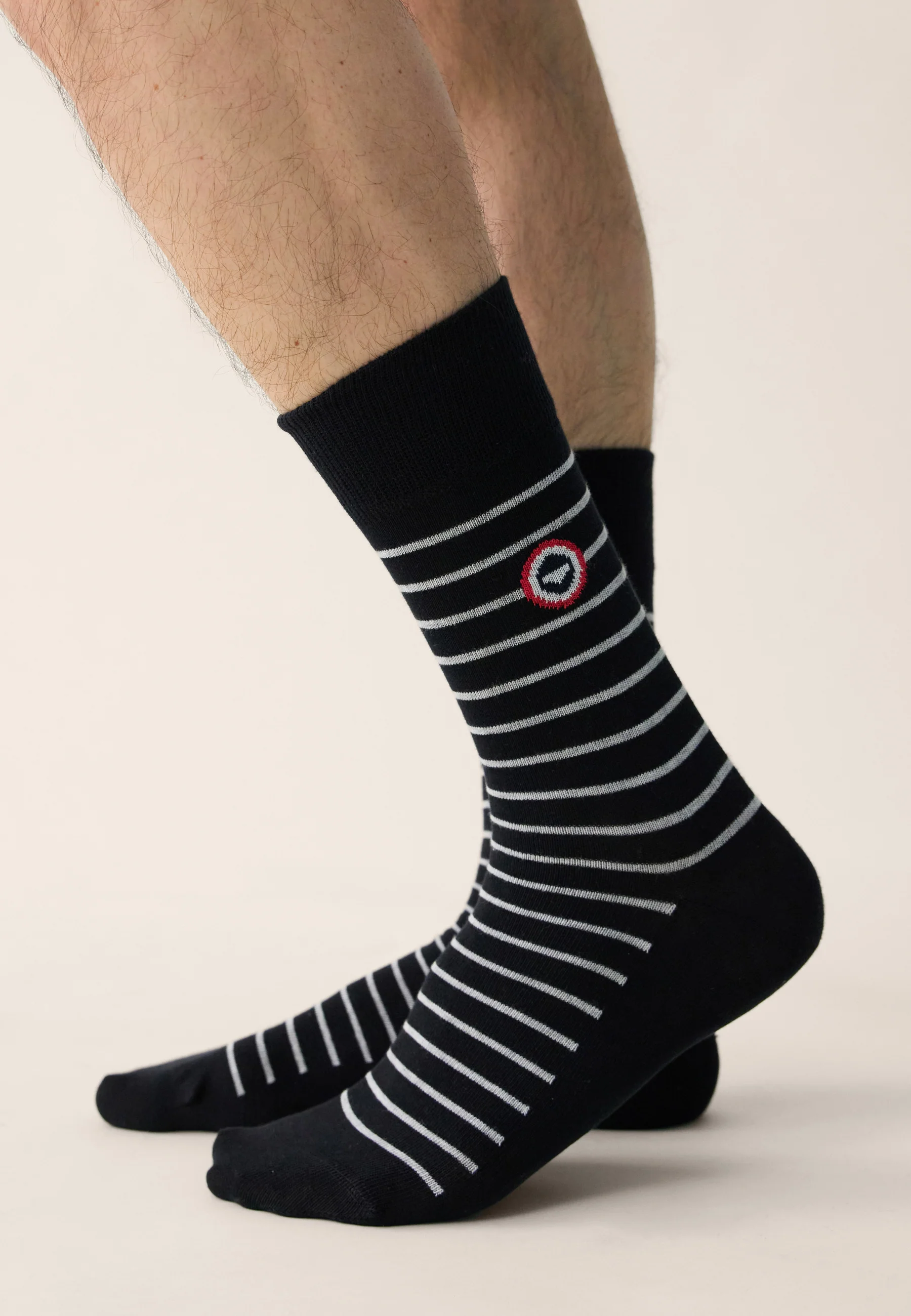 Chaussettes mi-hautes noires à rayures grises - Robuste Noir Rayures Gris Clair - Image 2
