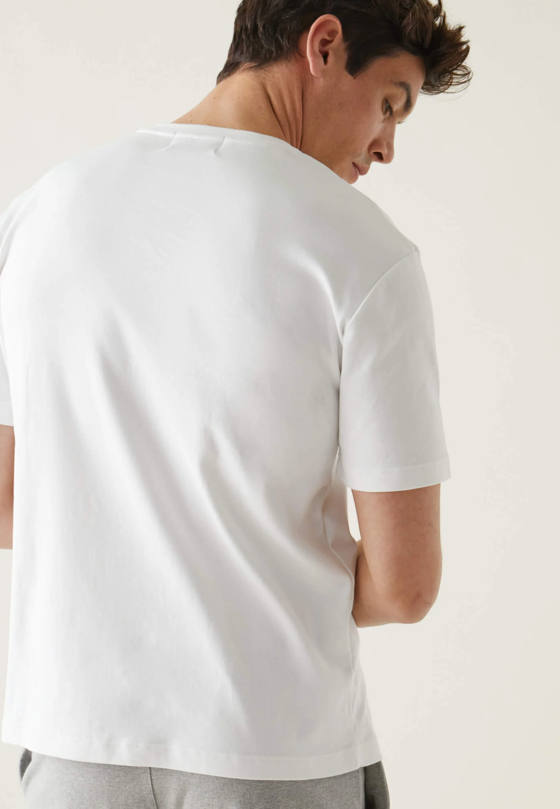 T-shirt homme blanc avec poche poitrine en coton - Sasha Blanc - Image 3